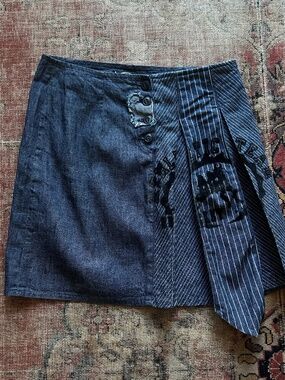 Vintage Y2K Mini Skirt